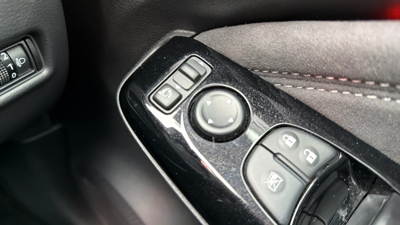 Nissan Juke 1.0 DiG-T Tekna+ 5dr Petrol Hatchback